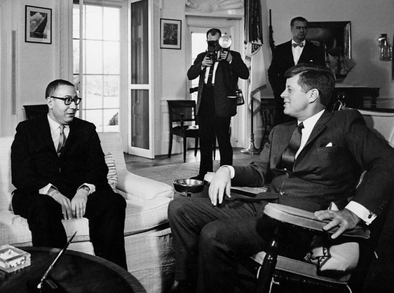 M'Hamed Yazid i John F. Kennedy