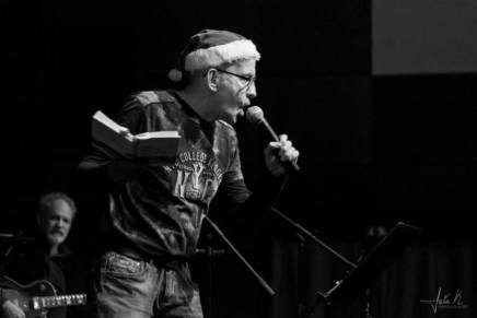 Milko Valent: Elegantni&nbsp;gadovi