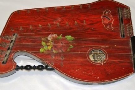 Božica Jelušić: CITHARA&nbsp;OCTOCHORDA